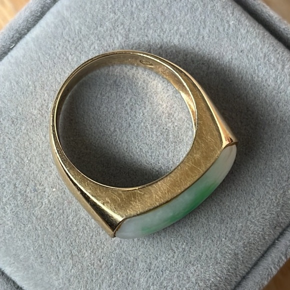 Estate VINTAGE 14K GOLD JADE SADDLE RING - Picture 14 of 16